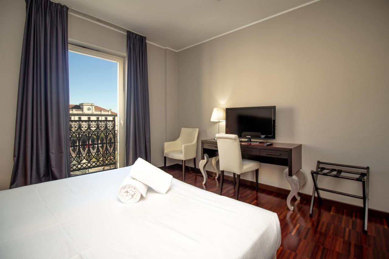 Hotel Cavour By Lvg Hotel Collection Novara Exteriér fotografie