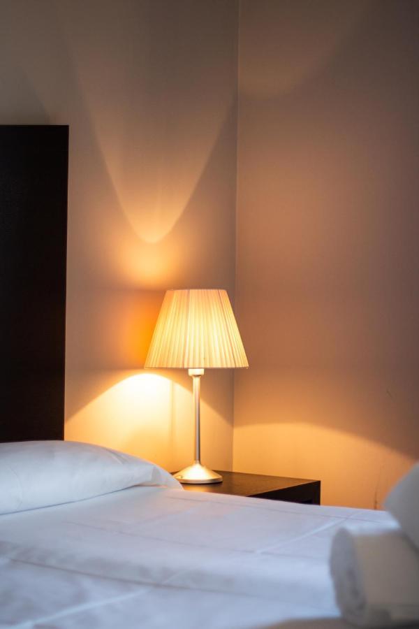 Hotel Cavour By Lvg Hotel Collection Novara Exteriér fotografie